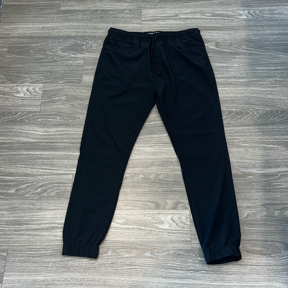 Hudson and Barron joggers. Size L. NWOT - Picture 1 of 4